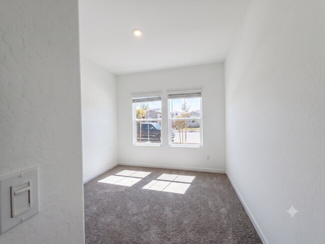 Photo - 3323 N Contessa Ave