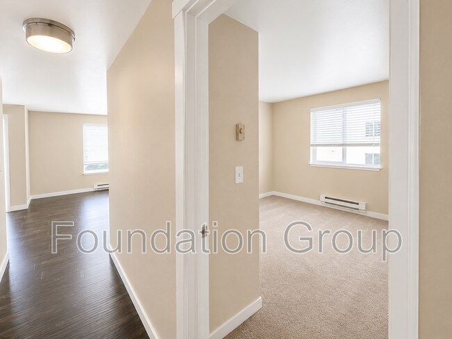 Photo - 745 Summit Ave E
