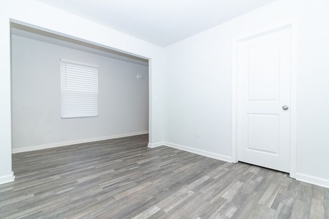 Photo - 136 Elegance Wy