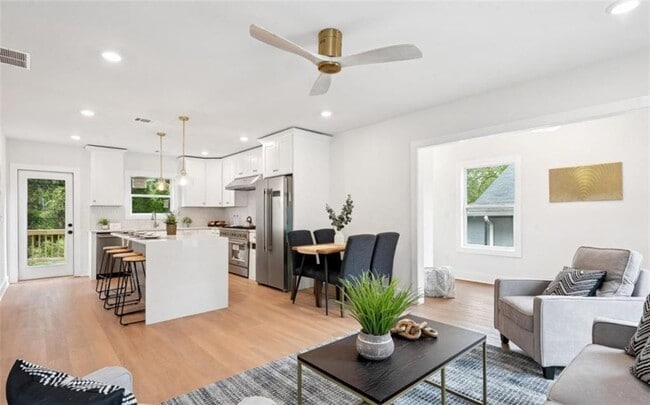 Photo - 1713 North Avenue NW