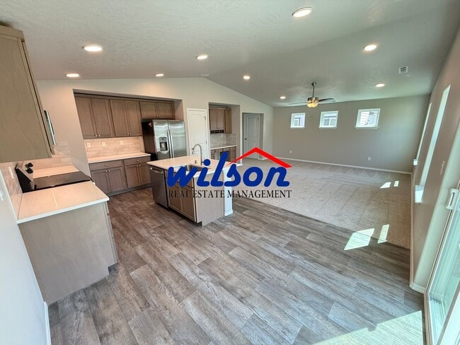 NEW PRICE!! Stunning Brand New Townhouse w... - NEW PRICE!! Stunning Brand New Townhouse w...