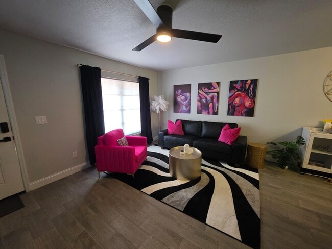 Photo - 21020 Voyager Blvd Unit 01
