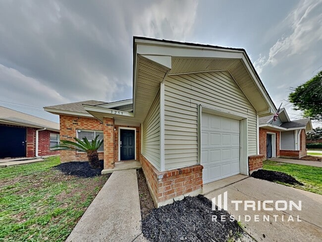 Photo - 3259 Jorns St