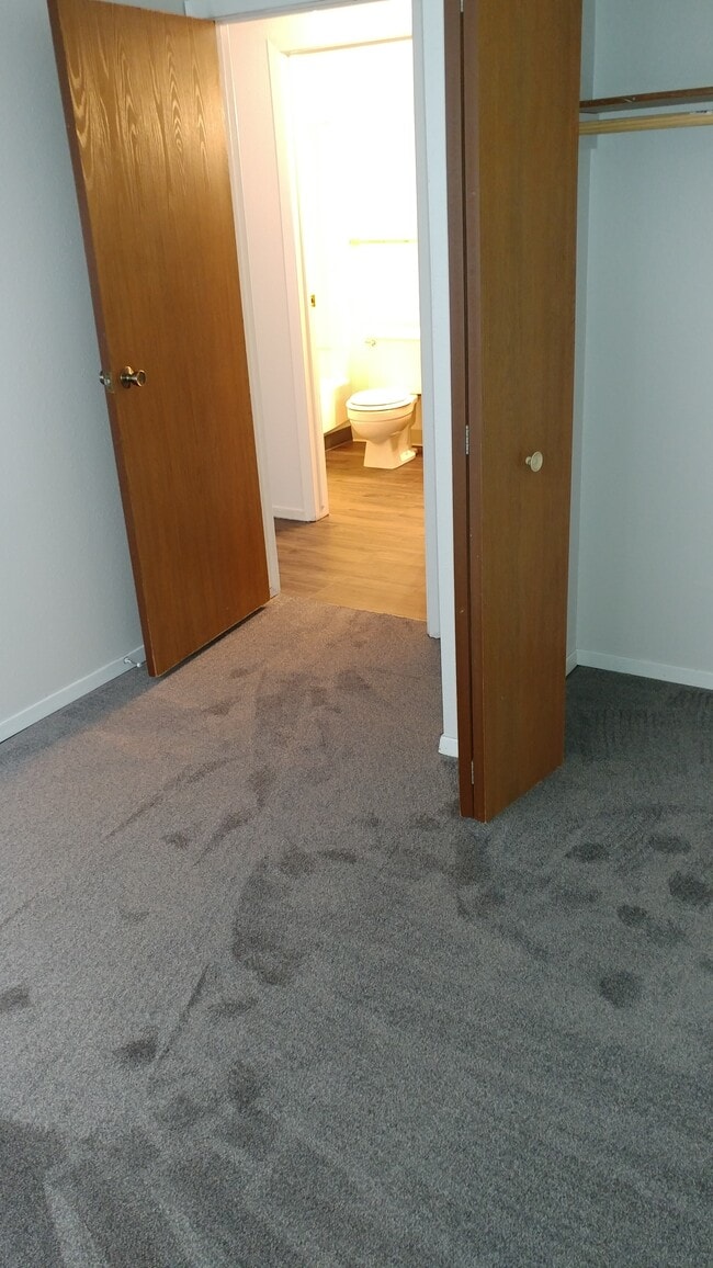 Photo - Williston Estates