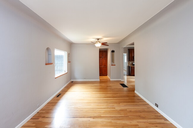 Photo - 4033 Meade St