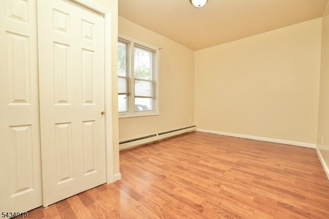 Photo - 79 Chestnut St