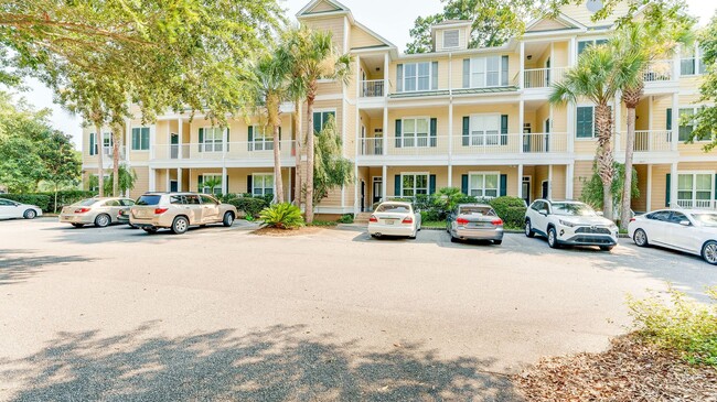 Building Photo - 2 Bedroom 2 Bath Condo in Indigo Hall at H...