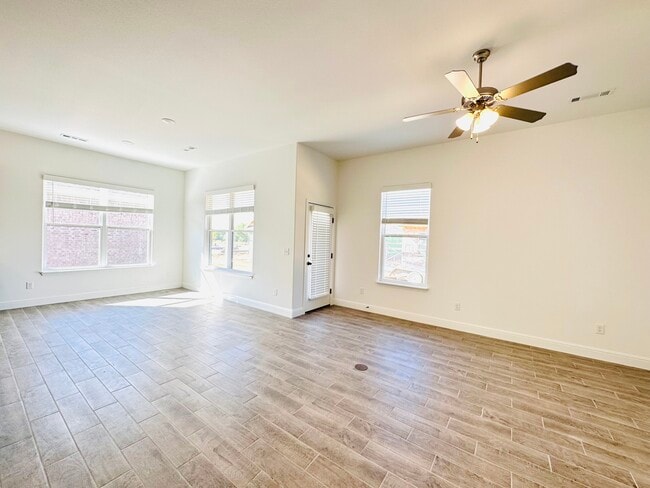 Photo - 2150 Tallgrass Ter