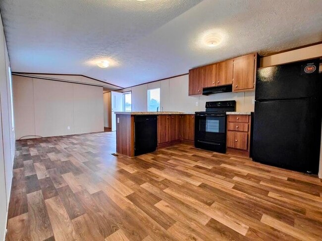 Building Photo - 309 W Tower Ln