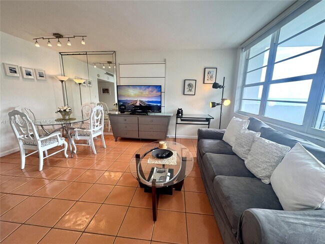 Photo - 100 Lincoln Rd Unit 836