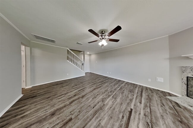 Building Photo - 11818 Sandy Stream Dr Rental