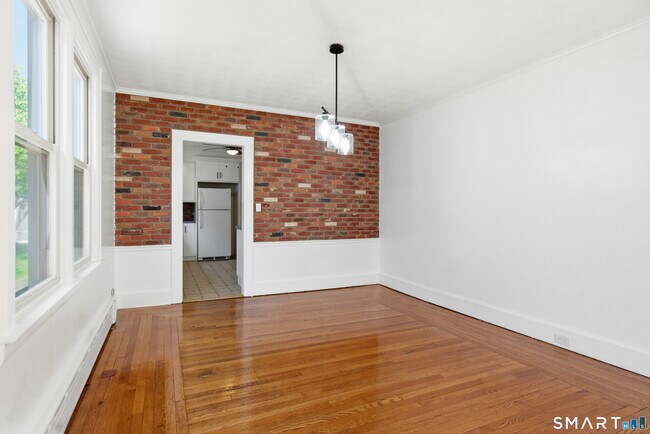 Photo - 30 Coram St Unit 1