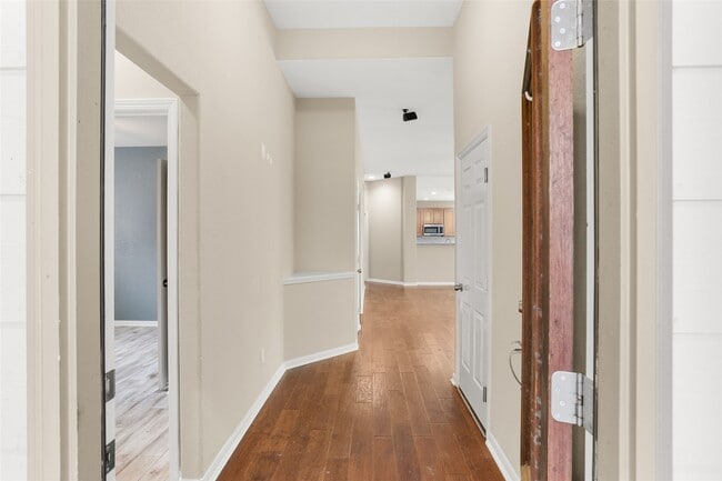 Photo - 17110 Tupelo Garden Cir