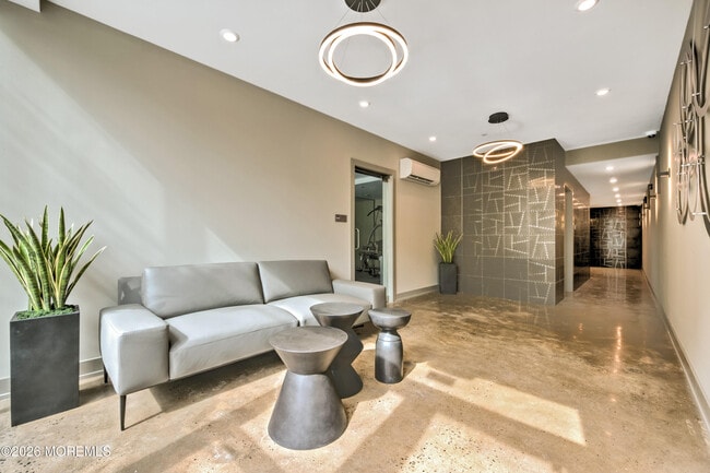 Photo - 700 Bangs Ave Unit 205