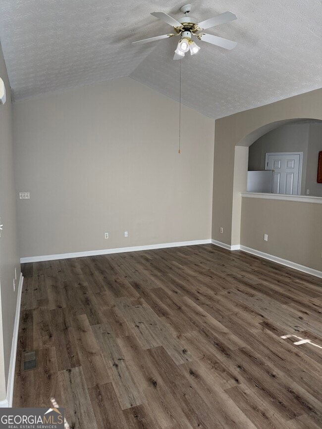 Photo - 2500 Lake Royale Dr