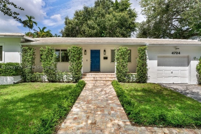 4724 Orduna Dr