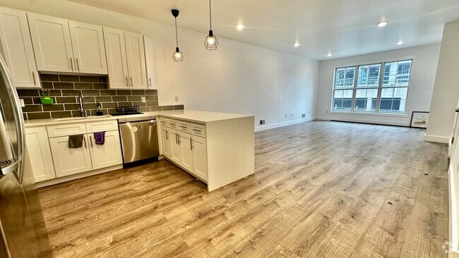 Building Photo - 20 Fisk St Unit A Rental