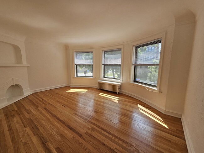 Photo - 5507 N Campbell Ave Unit 3N