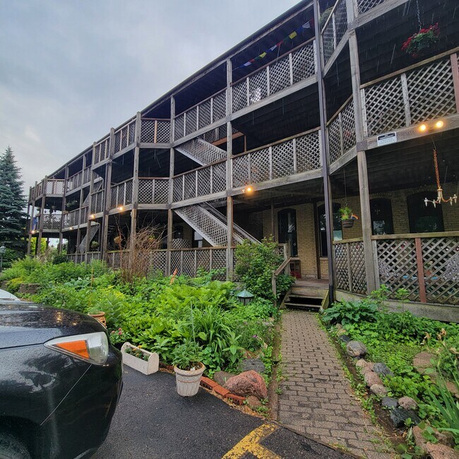 Photo - 326 E 18th St Unit 3265