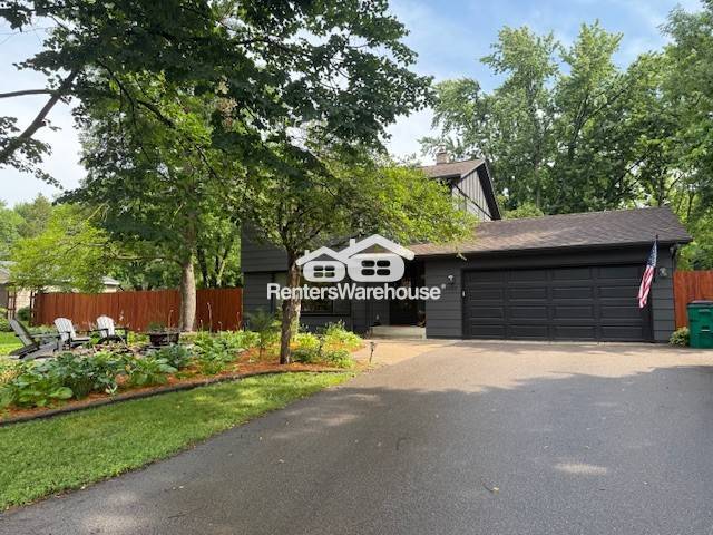 Building Photo - 16436 Elm Dr Rental