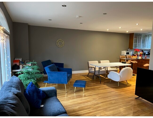 Photo - 7950 Inverness Ridge Rd