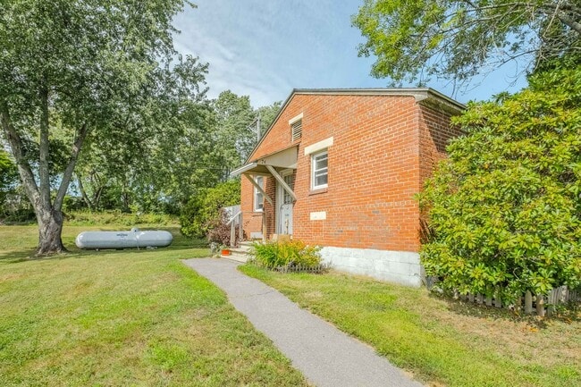 Atlantic Townhouse Apartments