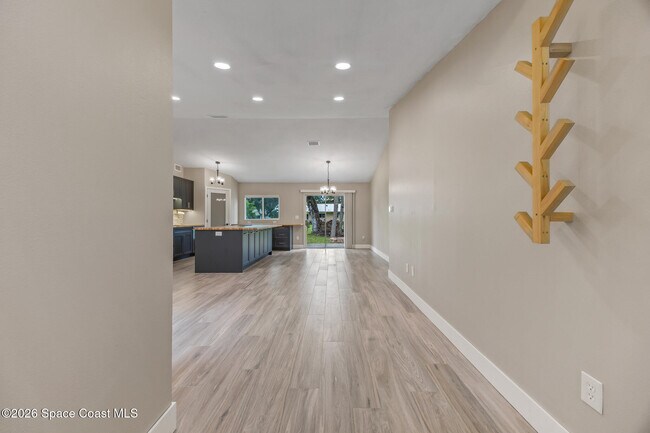 Photo - 436 Trier Rd NW