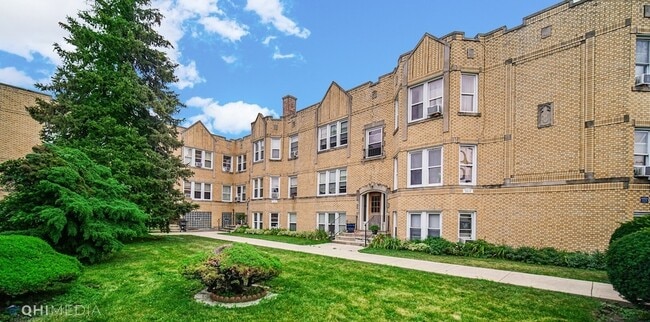 Building Photo - 2419 N Oak Park Ave Unit 2D