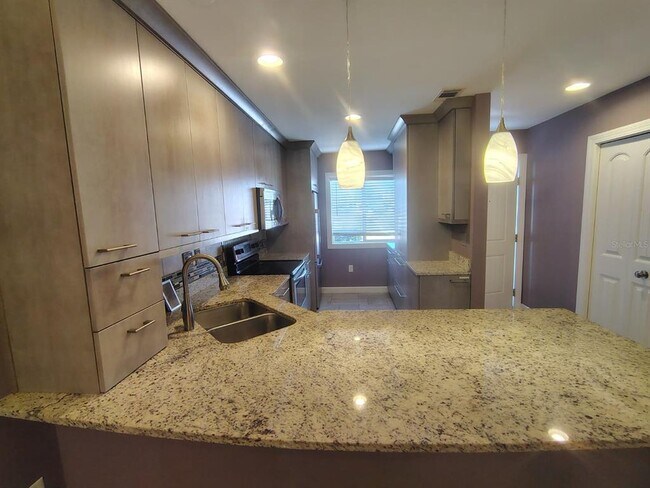 Photo - 453 Prestwick Pl