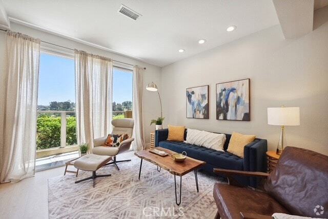 Building Photo - 30902 Club House Dr Unit 22E