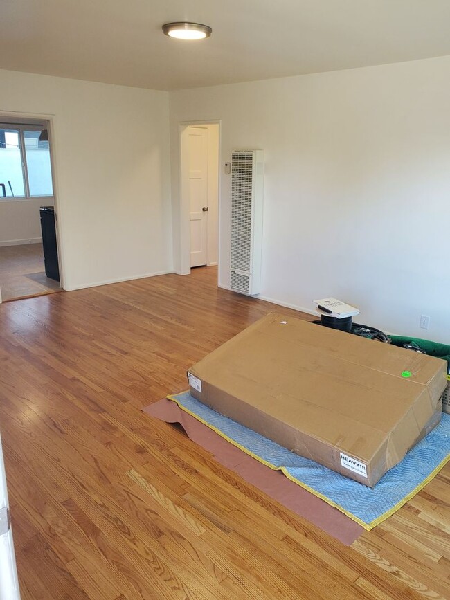 11411-13 1/2 WASHINGTON PL