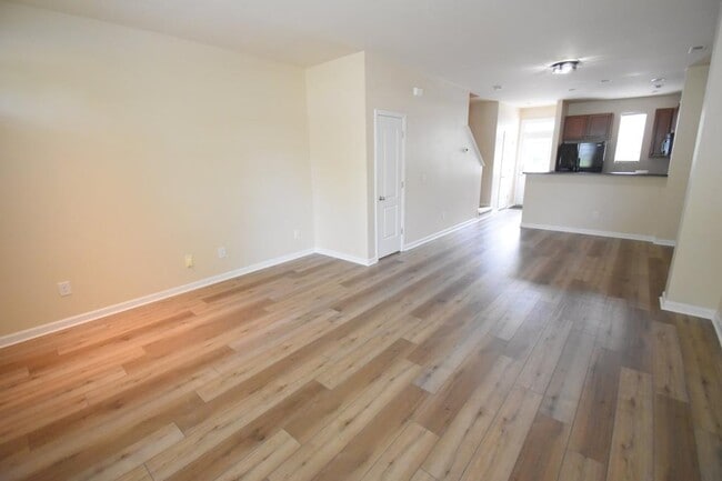 Photo - 9507 Longstone Ln