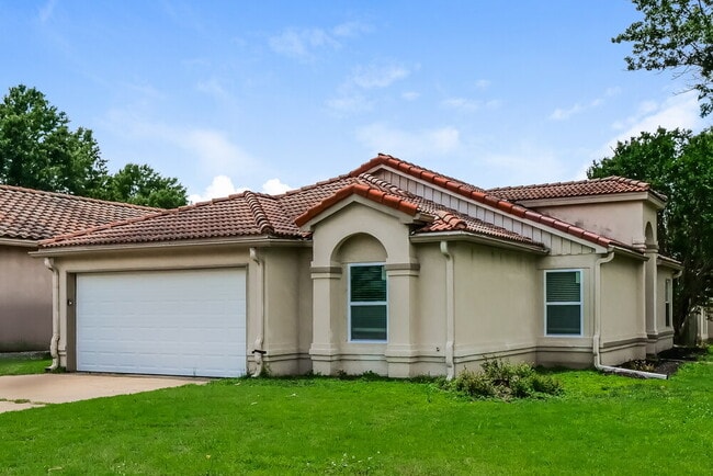 Photo - 1153 Charstone Dr