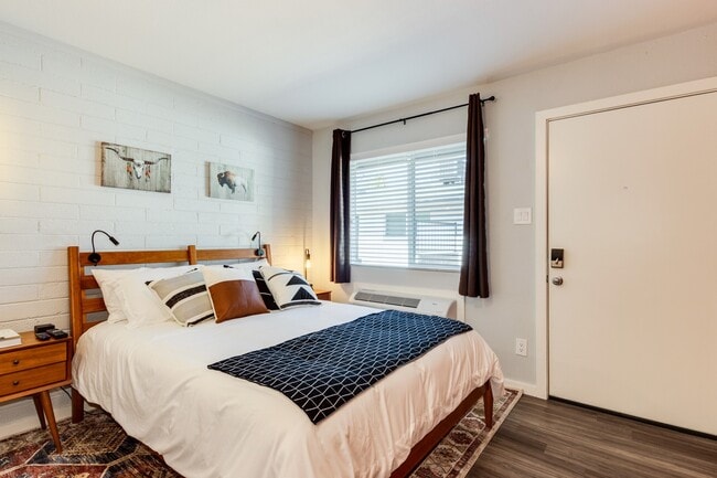 Photo - Villas on 4th