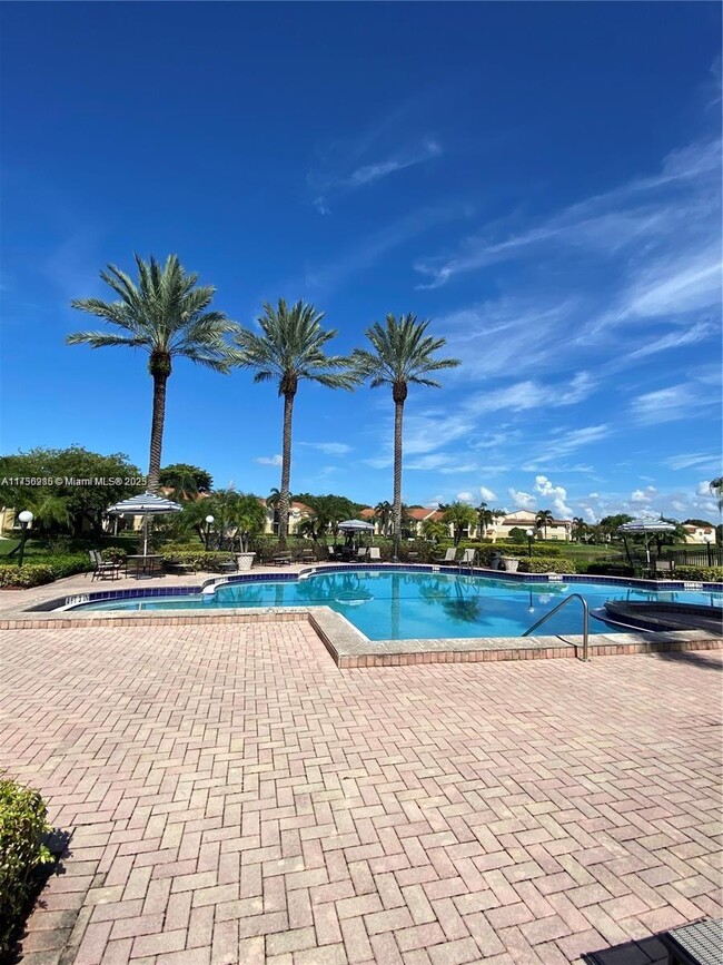 Photo - 1261 SW 46th Ave Condo Unit 2012