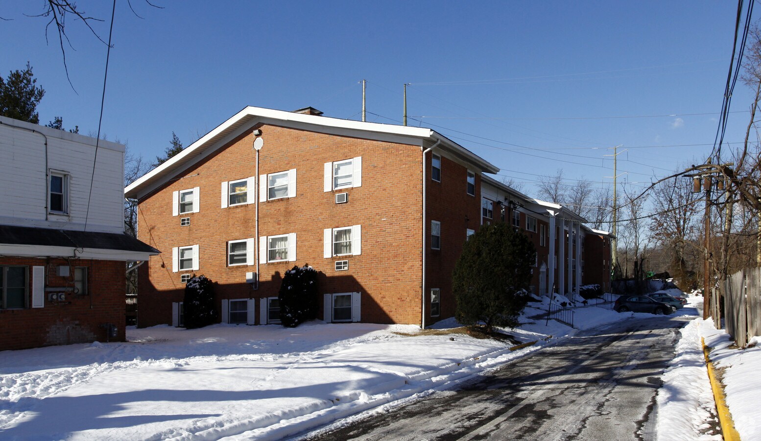 Photo - Dorann Manor Apartments