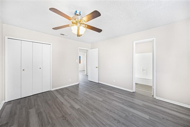 Photo - 1111 W Rundberg Ln