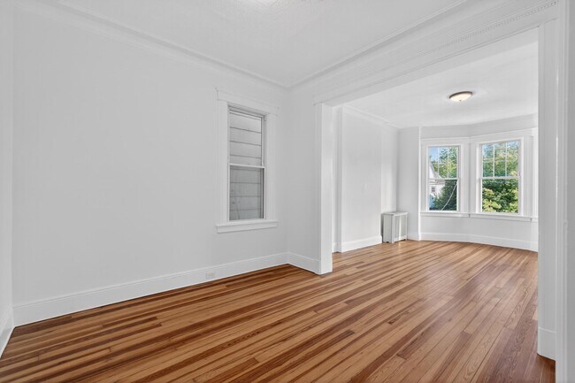 Photo - 42 Duer Pl Unit 2