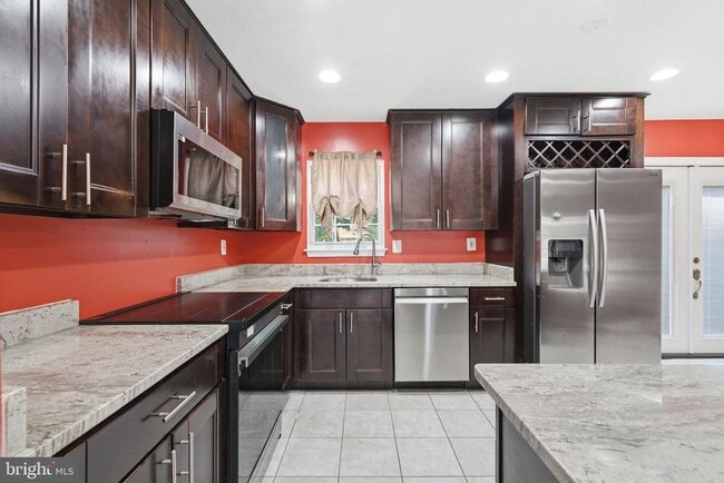 Photo - 10703 Campus Way S