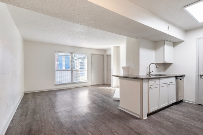 Building Photo - Timber Ridge