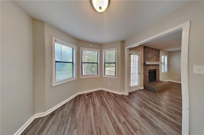 Photo - 4730 Spring Gate Dr