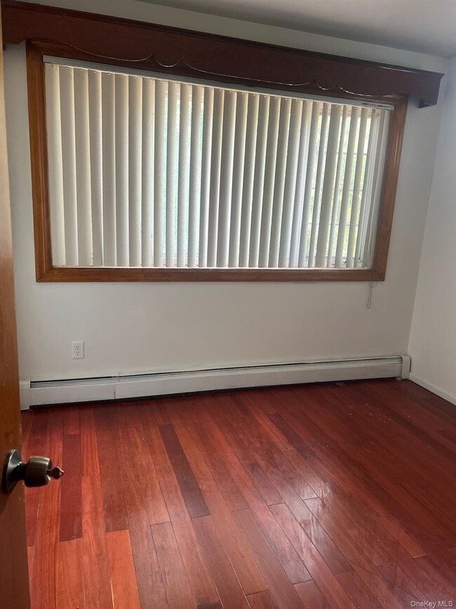 Photo - 130-28 58th Rd