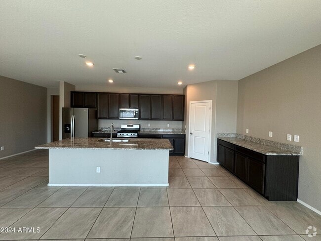 Building Photo - 3415 W Donner Dr Rental