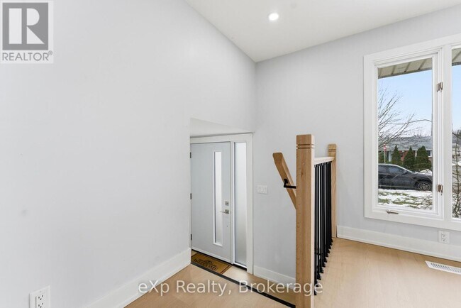 Photo - 19 Alfred Dr