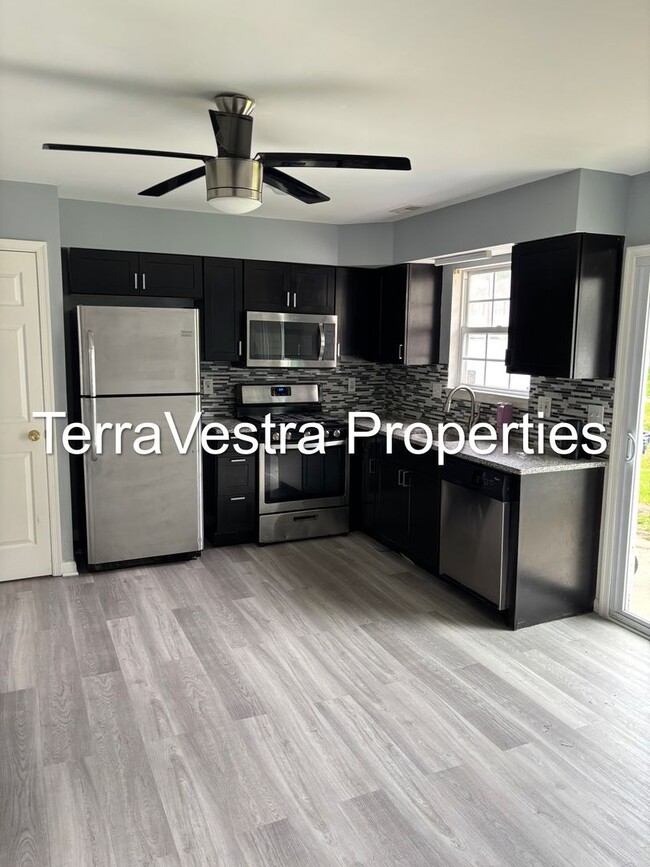 Building Photo - 3 Bed in Pine Hill! Eligible for $500 Security Deposit.