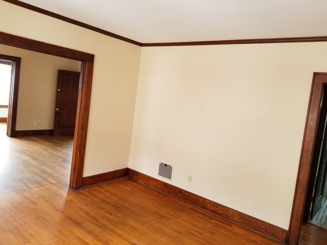 Dining room - 1604 S Geddes St Unit 2nd Floor