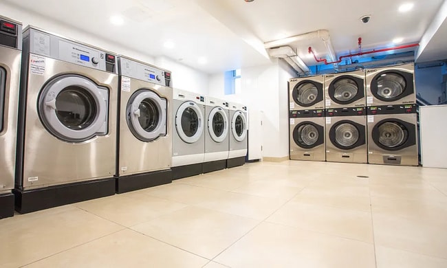 Photo - Parkway South