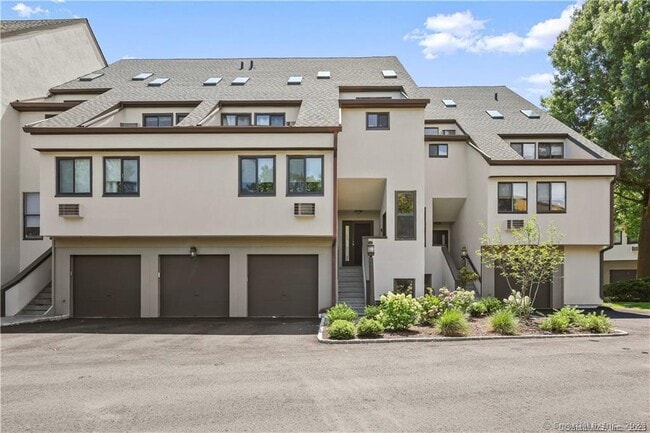 Building Photo - 79 Harbor Dr Unit 320