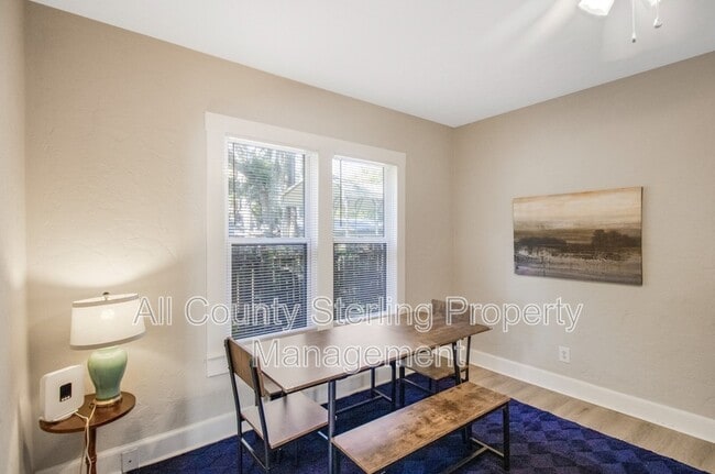 Photo - 702 NW 2 Ave
