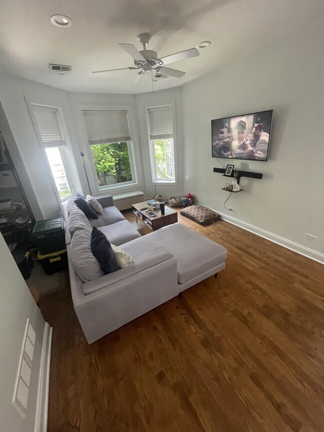 Photo - 3321 W Pierce Ave